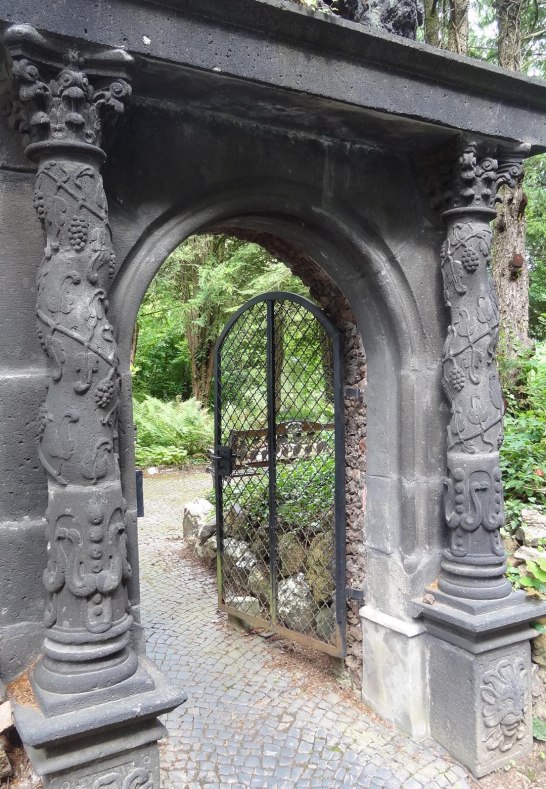 Torbogen | © Förderkreis Pfarrer Kraus-Anlagen Torbogen | © Förderkreis Pfarrer Kraus-Anlagen