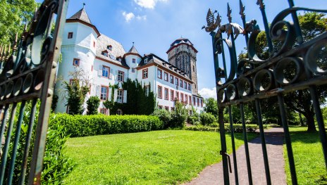 Tor zum Martinsschloss | © Henry Tornow/Romantischer Rhein Tourismus GmbH Tor zum Martinsschloss | © Henry Tornow/Romantischer Rhein Tourismus GmbH