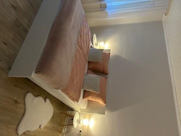 Doppelbett neu | &copy; Familie Stroh