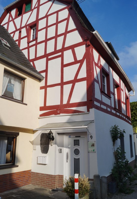 Hausanschicht | © Tourist-Information Erlebnis Rheinbogen Hausanschicht | © Tourist-Information Erlebnis Rheinbogen