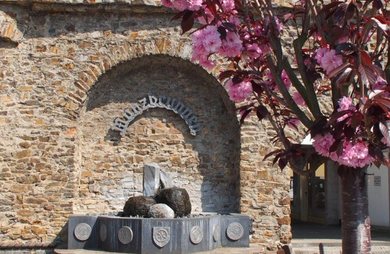 Münzbrunnen 1 | © Stadt Lahnstein Münzbrunnen 1 | © Stadt Lahnstein
