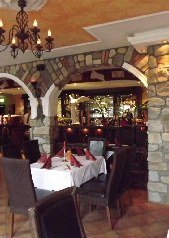 Restaurant Troja Lahnstein Gastraum2 | &copy; Restaurant Troja