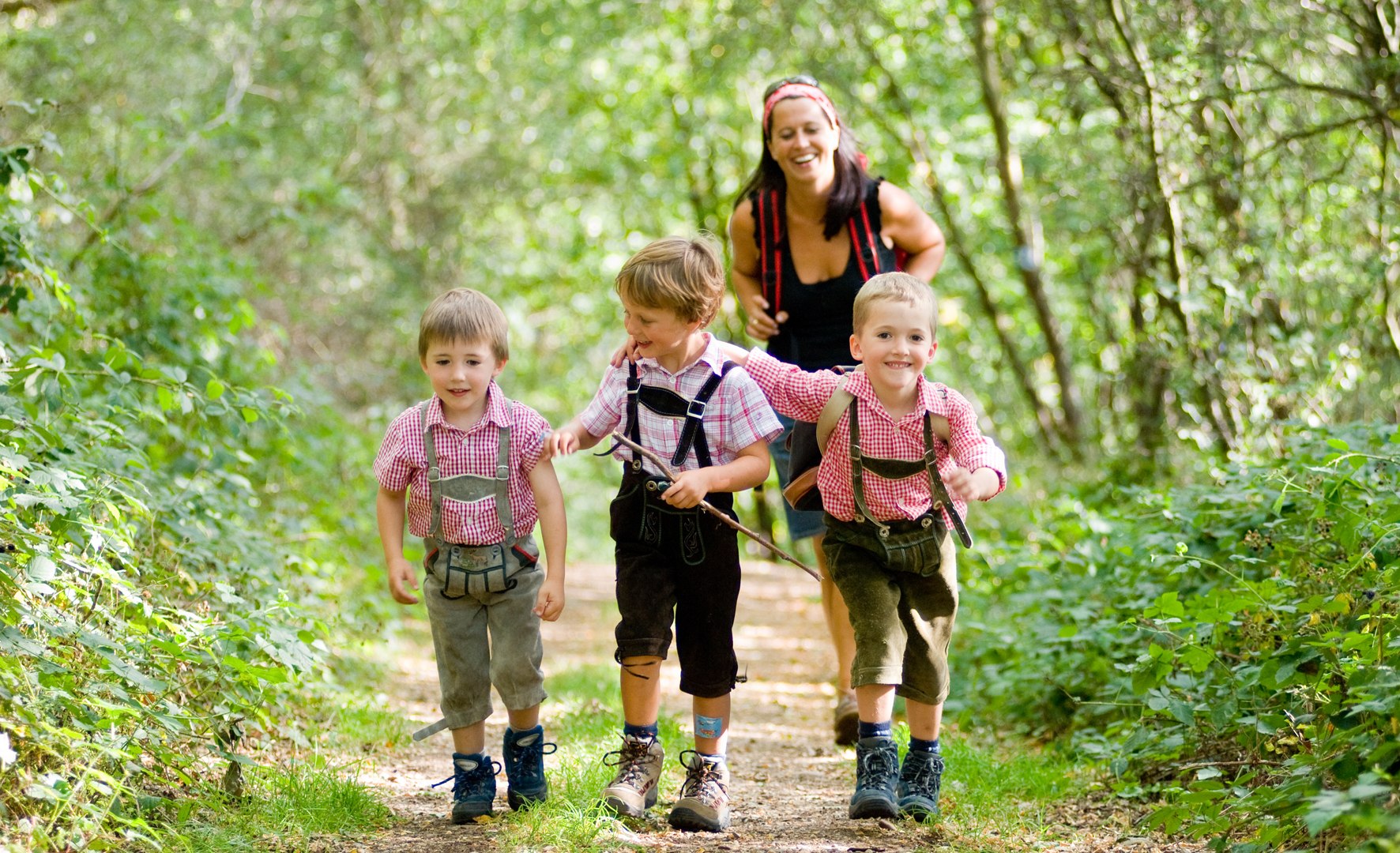 Wandern mit Kindern | © Dominik Ketz / Rheinland-Pfalz Tourismus GmbH Wandern mit Kindern | © Dominik Ketz / Rheinland-Pfalz Tourismus GmbH