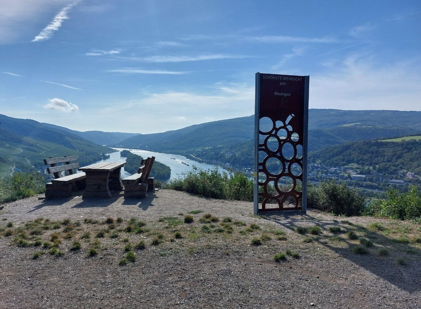 Sch&ouml;nste Weinsicht 2020 - Burg Nollig Lorch am Rhe | &copy; Sabrina Klassen