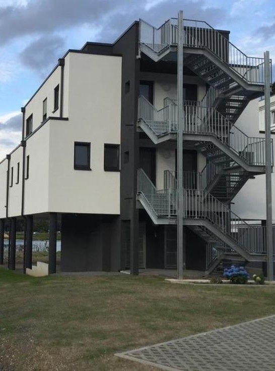 Aussenansicht | &copy; Penthouse-Ferienwohnung Bellevue direkt am Rhein