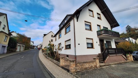 Hausansicht | &copy; Tourist-Info Erlebnis Rheinbogen