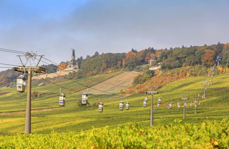Cable car in autumn | © Marlis Steinmetz Cable car in autumn | © Marlis Steinmetz