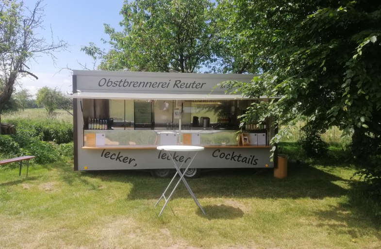 Edelobstbrennerei Reuter -Verkaufsstand | © Edelobstbrennerei Reuter Edelobstbrennerei Reuter -Verkaufsstand | © Edelobstbrennerei Reuter