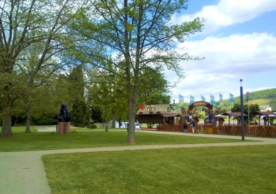 Kurpark mit Biergarten | &copy; Tourist-Information Bad Breisig