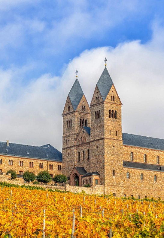 Abtei St. Hildegard im Herbst | © Marlis Steinmetz Abtei St. Hildegard im Herbst | © Marlis Steinmetz