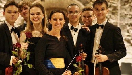 YSOU Streicher mit Oksana Lyniv | © Angelika Hollmann