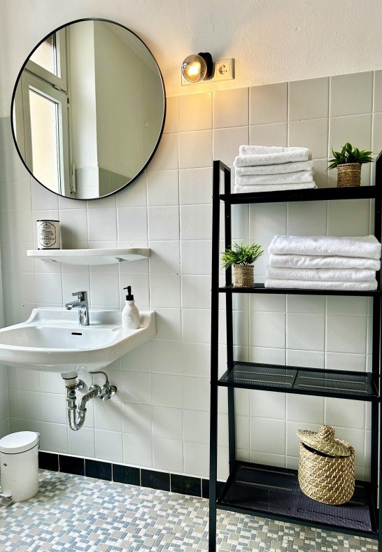 Badezimmer | &copy; &copy; 2025 LaBed