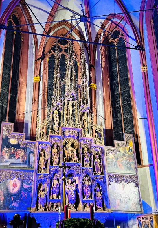 Schnitzaltar der St. Martin Kirche in Lorch | © Hotel im Schulhaus Schnitzaltar der St. Martin Kirche in Lorch | © Hotel im Schulhaus