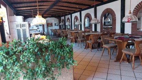 Innenraum | &copy; Tourist-Info Erlebnis Rheinbogen