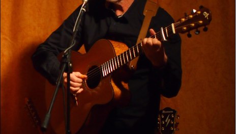 Harald Becker singt R. Mey | © Harald Becker Harald Becker singt R. Mey | © Harald Becker