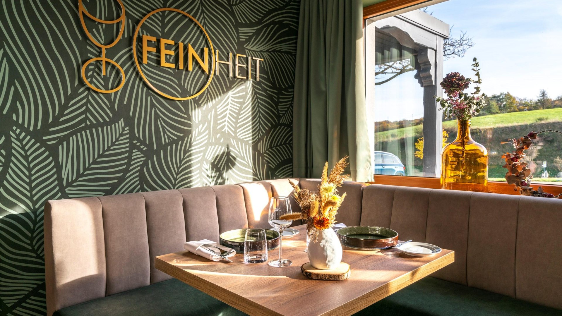 Gemütliche Sitzecke im Restaurant | © Chiara Theurer Gemütliche Sitzecke im Restaurant | © Chiara Theurer