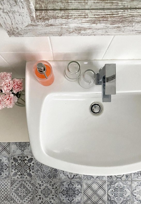 Badezimmer | &copy; Kateryna Troyanovska
