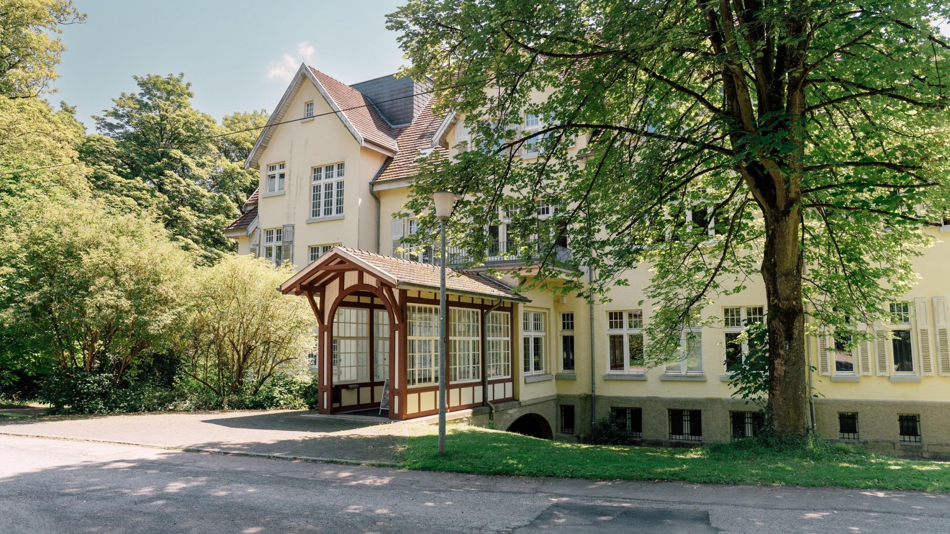 Eingang zum Museum- | &copy; Zimpfer_Photography