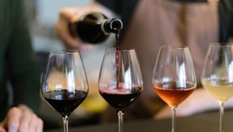 Weinprobe-1300x975 | © Ludwig von Kapff Eltville Weinprobe-1300x975 | © Ludwig von Kapff Eltville