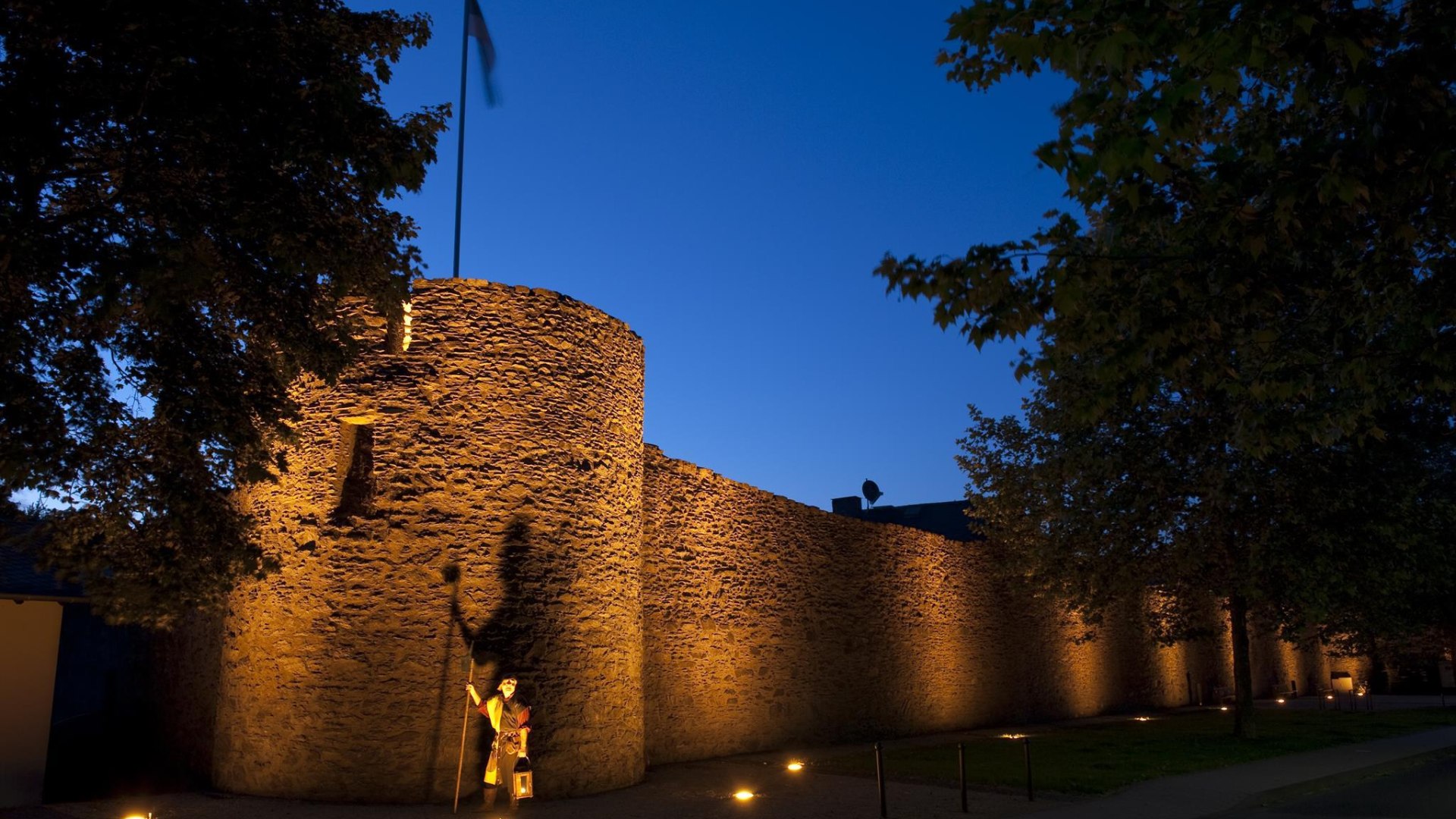 Stadtmauer bei Nacht | &copy; Klaus-Peter Kappest