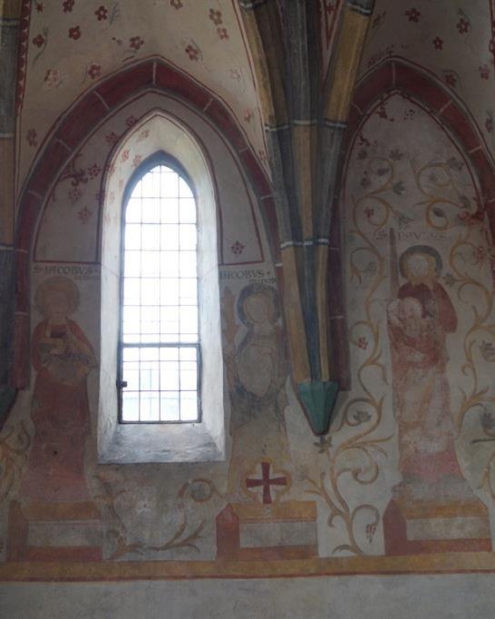 Peterskapelle Fresken rechte Altarseite | © Tourist Information Erlebnis Rheinbogen