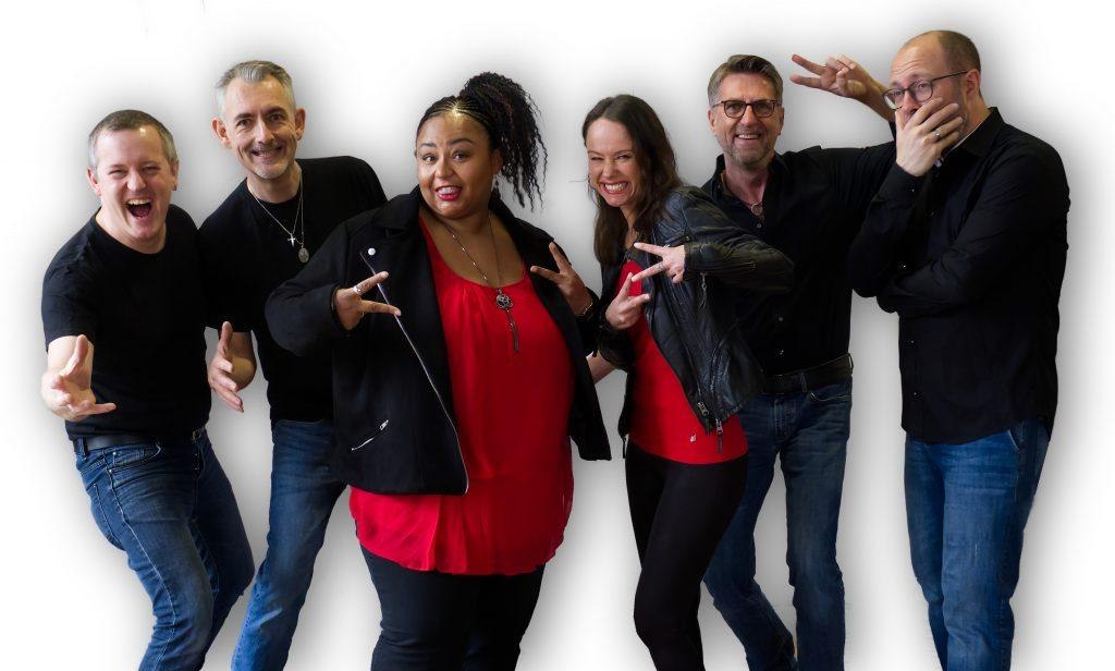 Buzzing Basement | &copy; Buzzing Basement