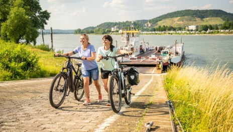 F&auml;hre zwischen Bad H&ouml;nningen und Bad Breisig | &copy; Dominik Ketz, Romantischer Rhein Tourismus GmbH