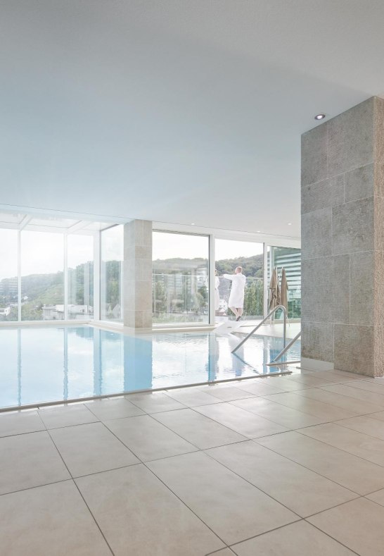 FÄHRHAUS Koblenz Poolbereich | © Picture Colada GmbH