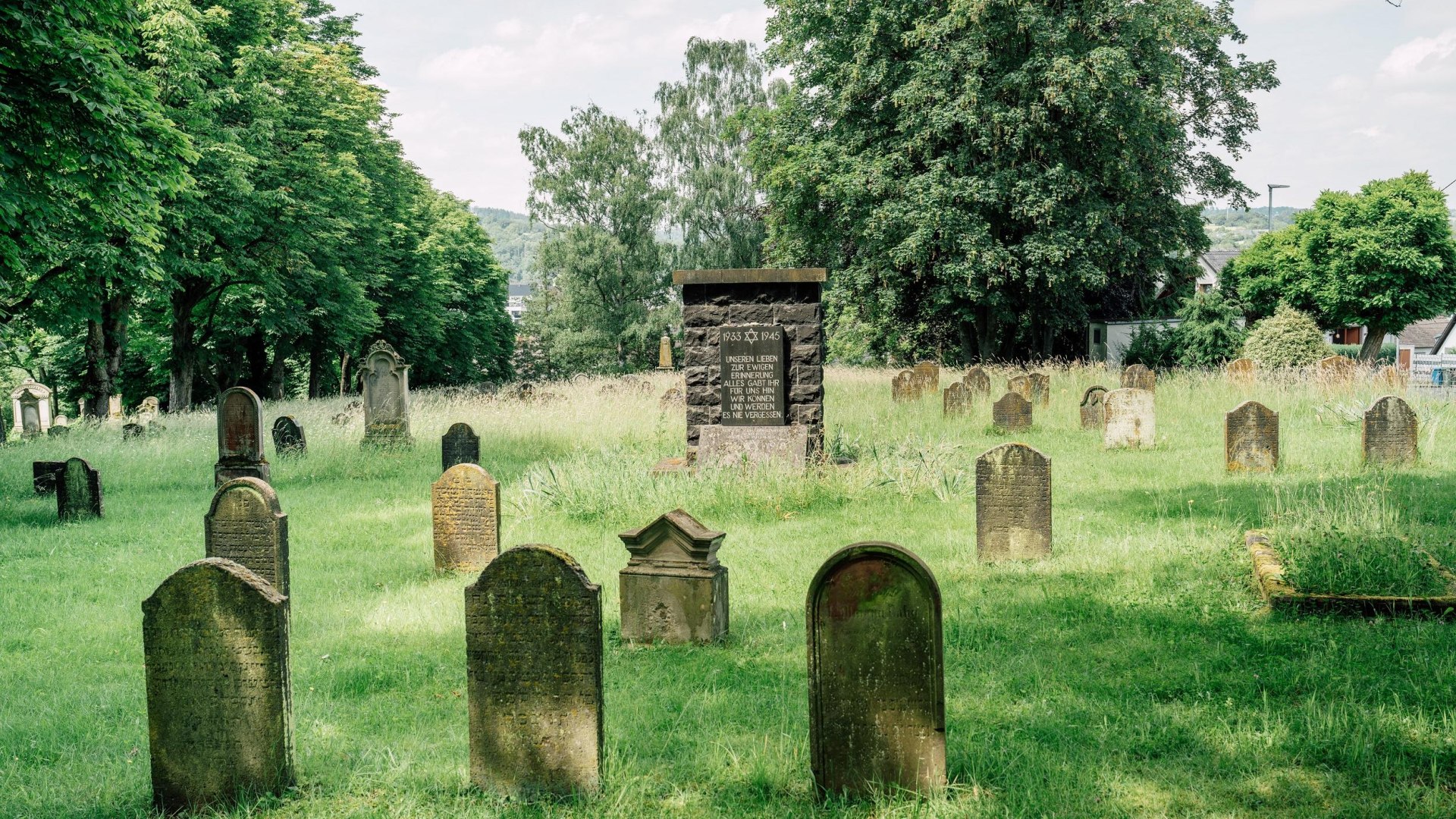 Jüdischer Friedhof Niederbieber | © Zimpfer_Photography Jüdischer Friedhof Niederbieber | © Zimpfer_Photography