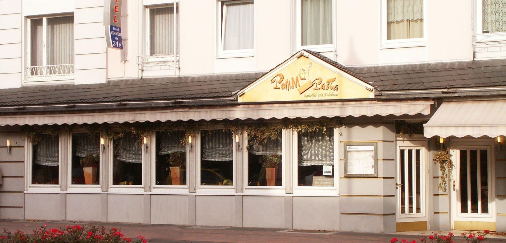 Aussenansicht | &copy; Hotel Nieder&eacute;e