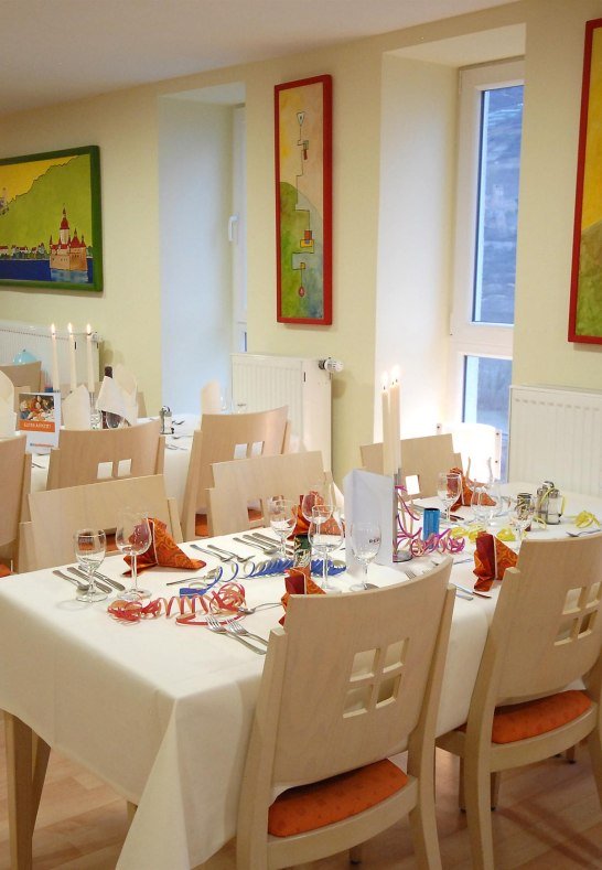 Speisesaal | © Die Jugendherbergen in Rhld.-Pf. und im Saarland Speisesaal | © Die Jugendherbergen in Rhld.-Pf. und im Saarland