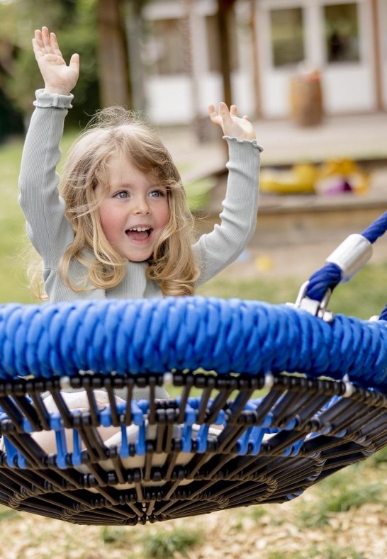 Hof.Hardth&ouml;he.Nestschaukel.Kind | &copy; Hof Hardth&ouml;he