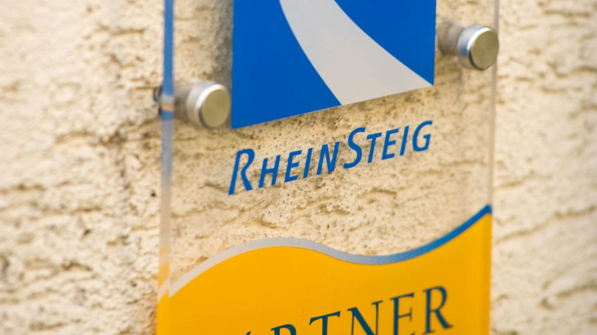 Zertifikat Rheinsteig-Partner | © Dominik Ketz / Rheinland-Pfalz Tourismus GmbH Zertifikat Rheinsteig-Partner | © Dominik Ketz / Rheinland-Pfalz Tourismus GmbH