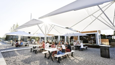 Strandfeeling bei Allendorf am Rhein | &copy; Weingut Familie Allendorf
