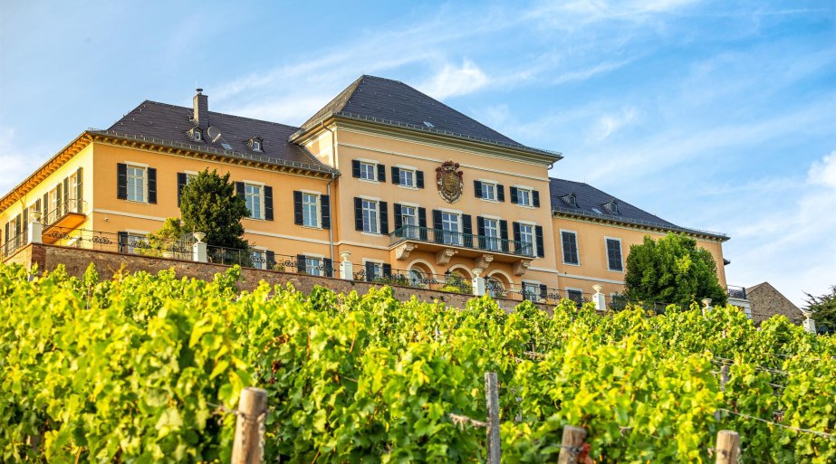 Schloss Johannisberg Geisenheim | © Filmagentur Rheingau, Woody Herner Schloss Johannisberg Geisenheim | © Filmagentur Rheingau, Woody Herner
