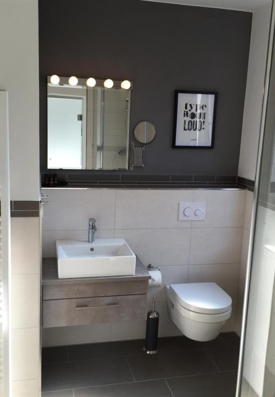 Bad | &copy; Tobias Dickmei&szlig;