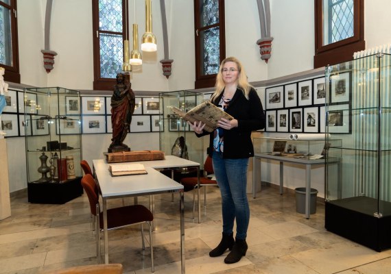 Stadtarchivarin Andrea R&ouml;nz | &copy; Heinz Werner Lamberz (creativ picture)