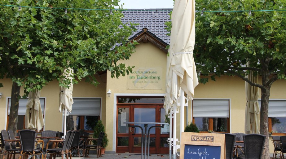Gutausschank Im Taubenberg -Weingut Engelmann | © Werner Engelmann Gutausschank Im Taubenberg -Weingut Engelmann | © Werner Engelmann
