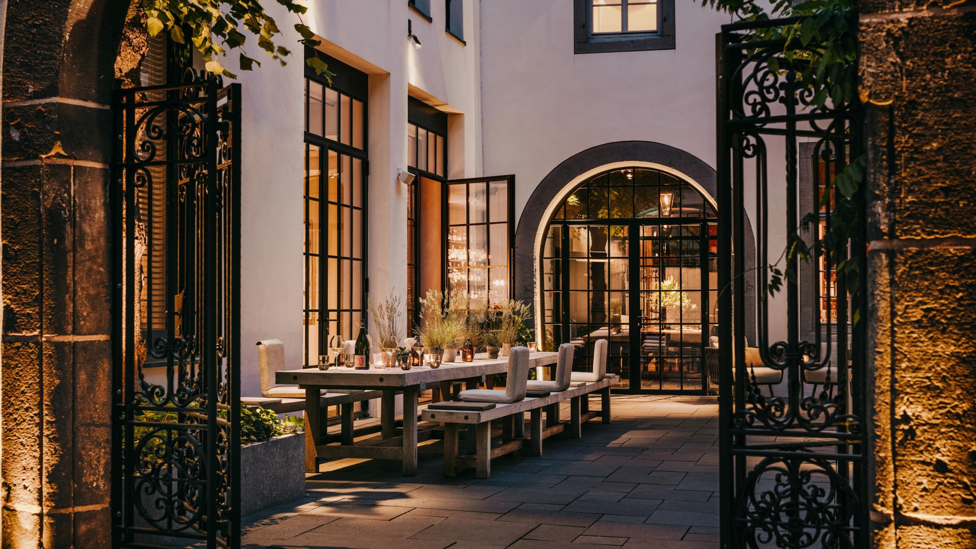 Innenhof | &copy; Ydo Sol/PURS Fine Hotels & Restaurants