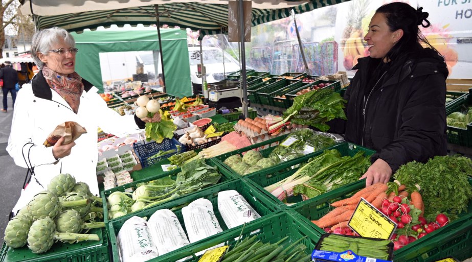 Eltviller Wochenmarkt II | © Rheingau-Tanus Kultur und Tourismus GmbH Eltviller Wochenmarkt II | © Rheingau-Tanus Kultur und Tourismus GmbH