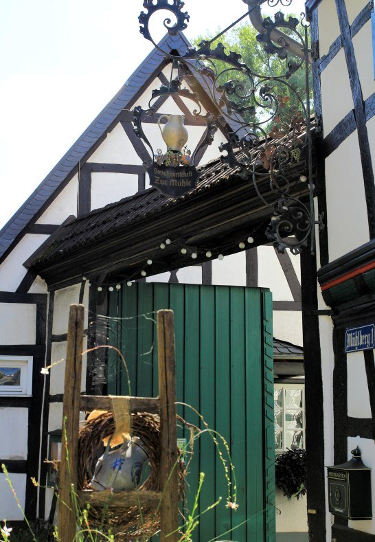 30 | © Weingut Friesenhahn 30 | © Weingut Friesenhahn