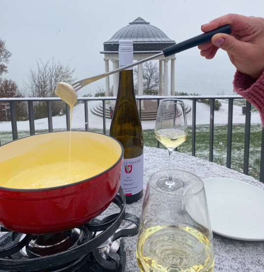 Fondue | &copy; Niederwald Gastronomie 2 ccby Niederwald Gastronomie