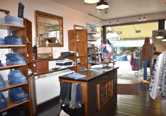 Jeans Reiff 2 | &copy; Hilde Paffhausen